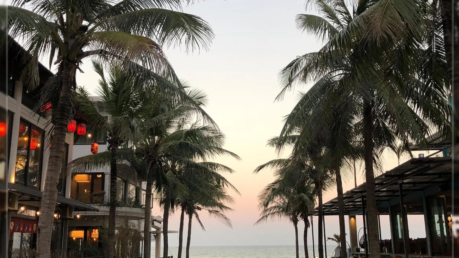 Canvas Danang Beach Hotel  Da Nang