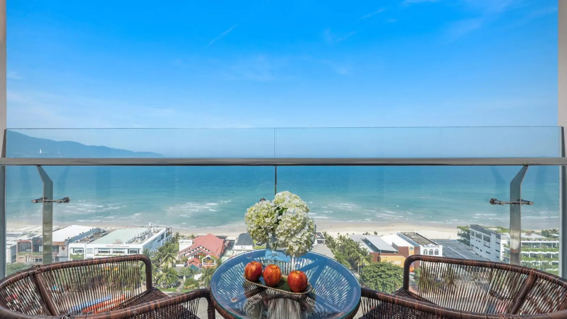 Canvas Danang Beach Hotel