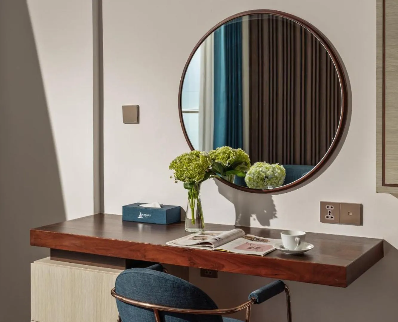 Canvas Danang Beach Hotel 4*, Da Nang