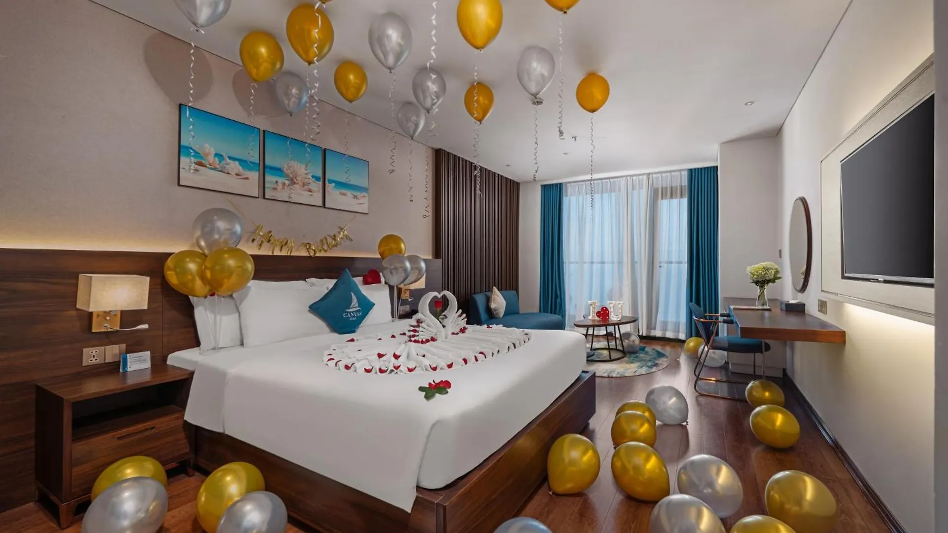 Canvas Danang Beach Hotel 4*, Da Nang Vietnam